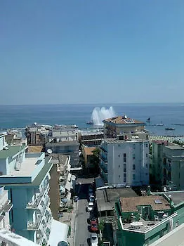 Szálloda Madison 3*