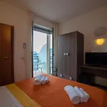 Madison Otel