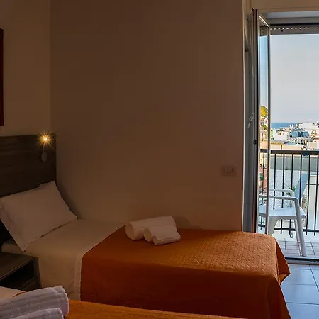 Madison Hotel 3*